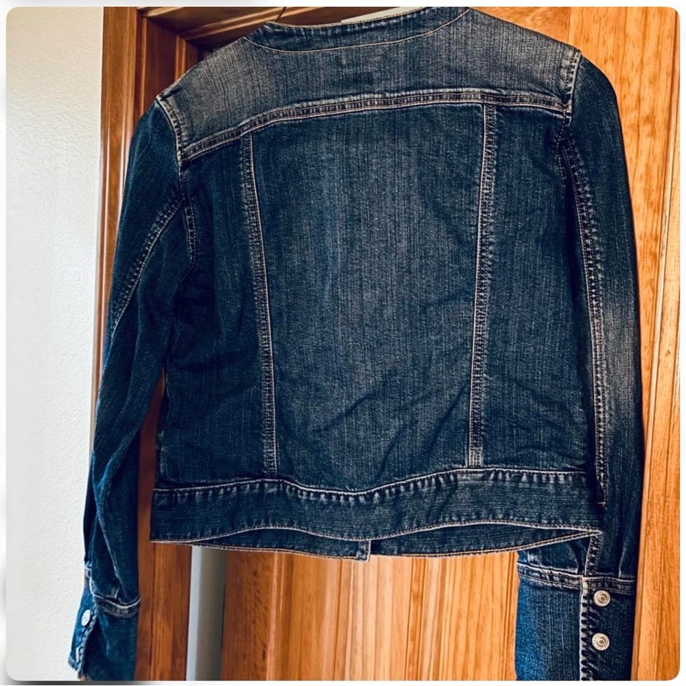Vintage GAP Women's Dark Blue Jean Jacket Y2K like new - Picture 5 of 16